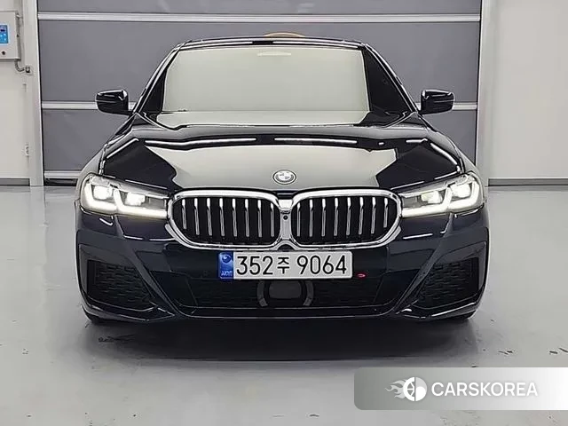 BMW 5 Series (G30) id 3523816 из Кореи 10