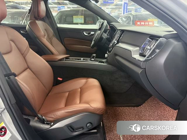 Volvo XC60 id 4219876 из Китая 11