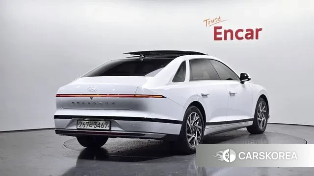 Hyundai Grandeur (GN7) id 3751676 из Кореи 12