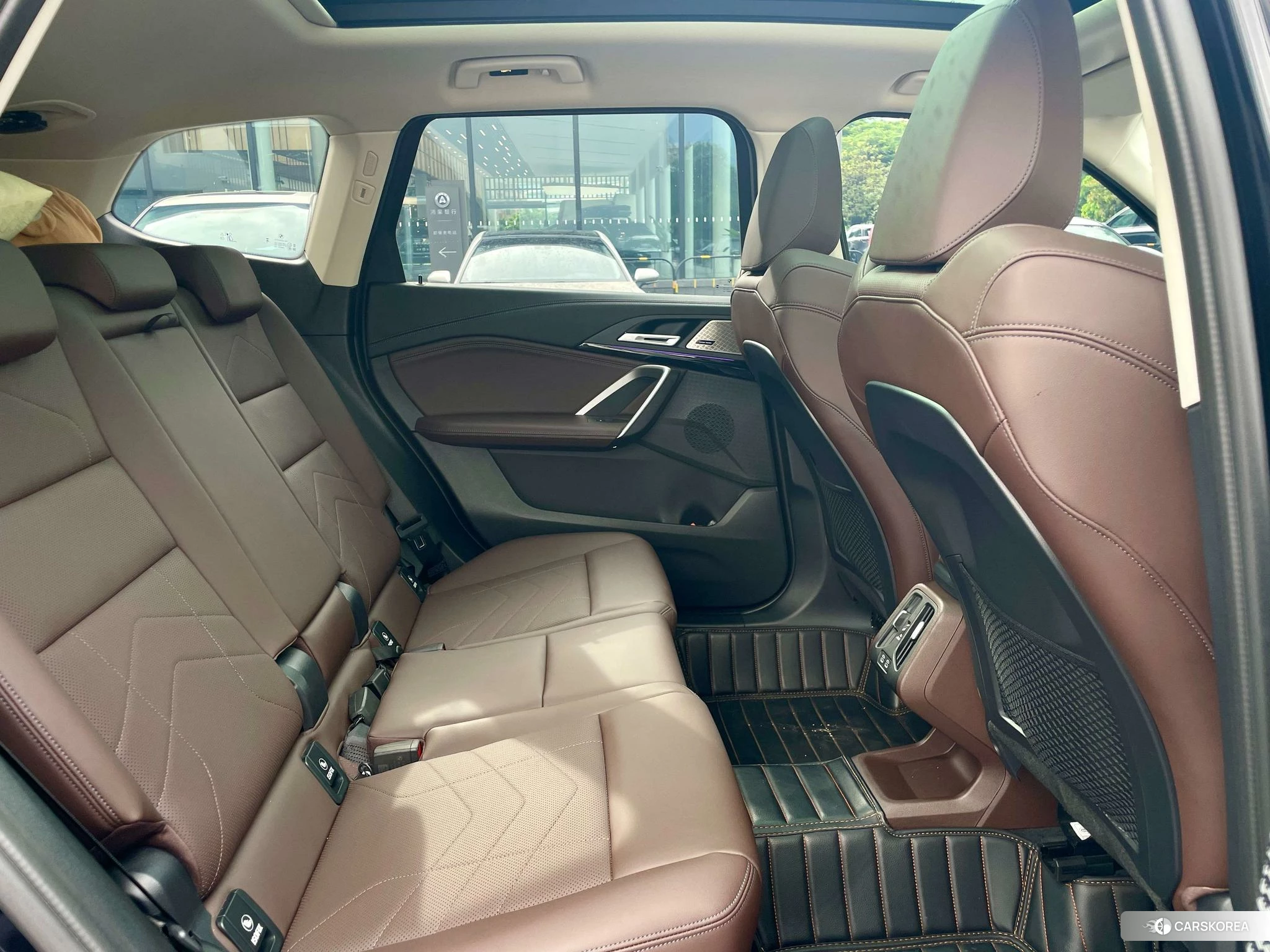 BMW X1 2023 Черный из Китая, фото 4