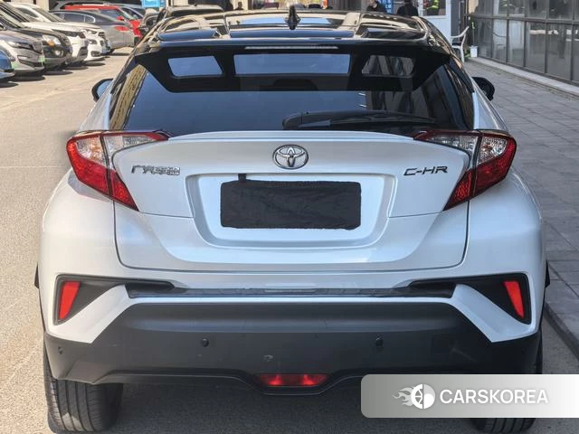 Toyota C-HR 2021 Белый из Китая, фото 2