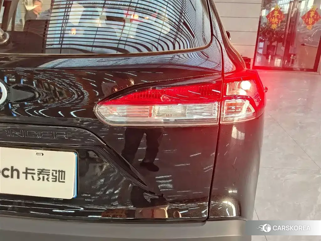 Toyota Frontlander 2026 Черный из Китая, фото 4