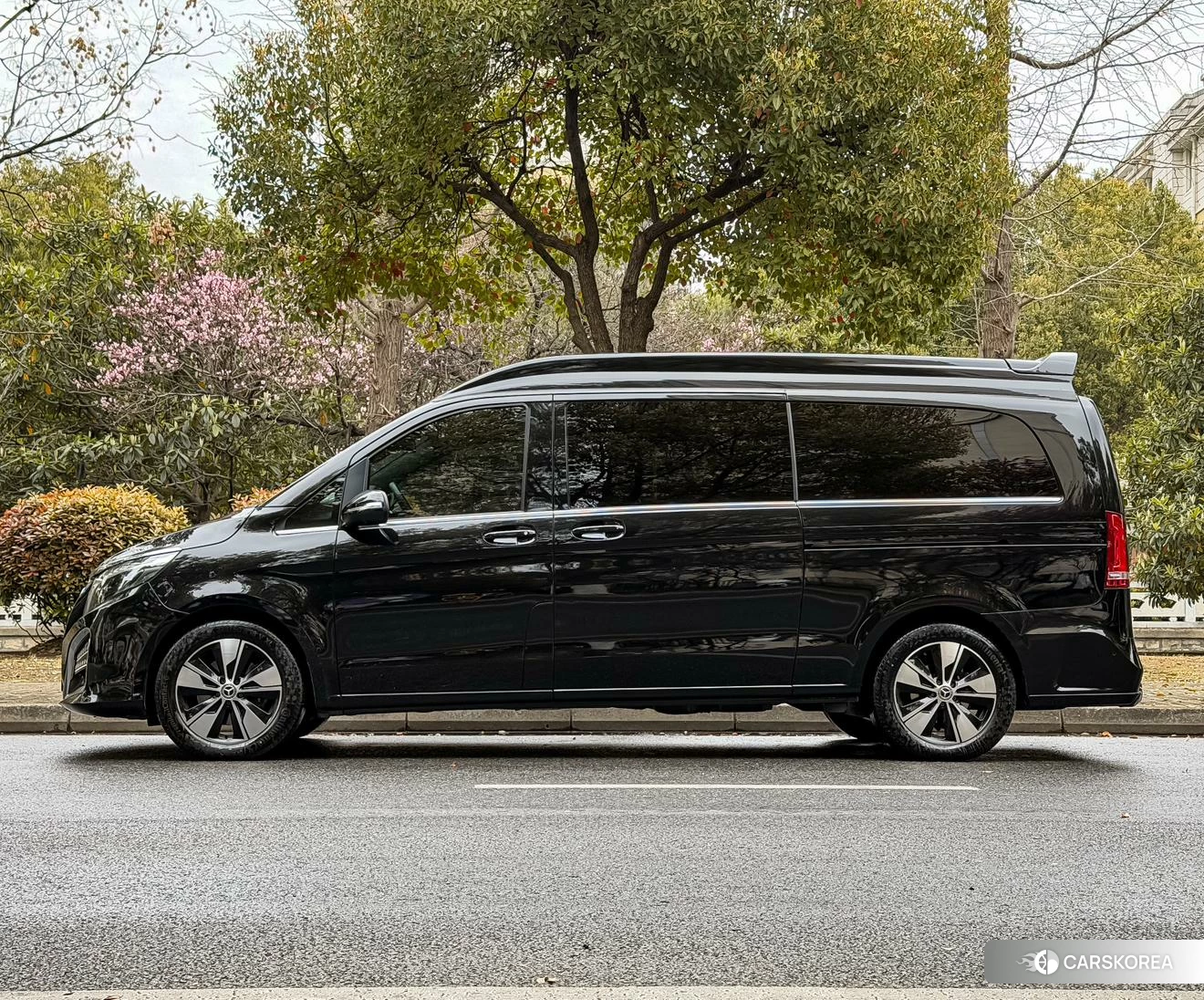 Mercedes-Benz V-class id 4487362 из Китая 12