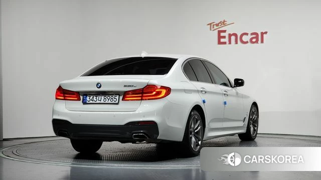 BMW 5 Series (G30) id 4339070 из Кореи 12