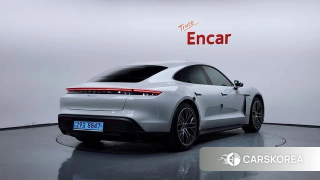 Porsche Taycan id 4428501 из Кореи 12