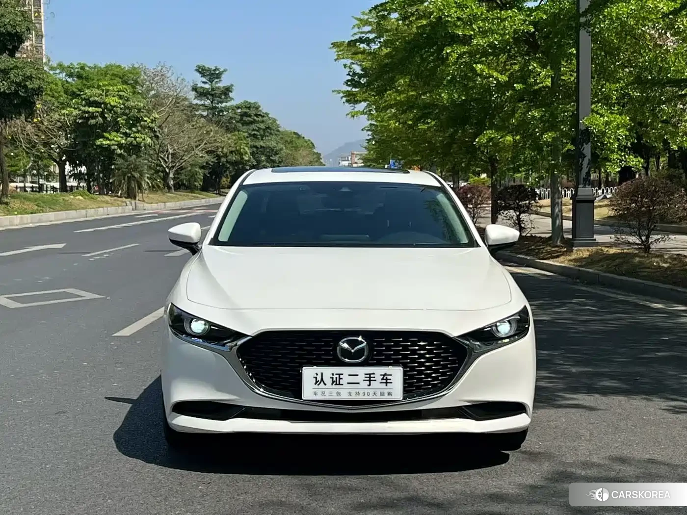 Mazda 3 2023 Белый из Китая, фото 2