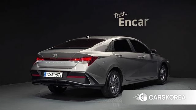 Hyundai The New Avante (CN7) id 4863263 из Кореи 12