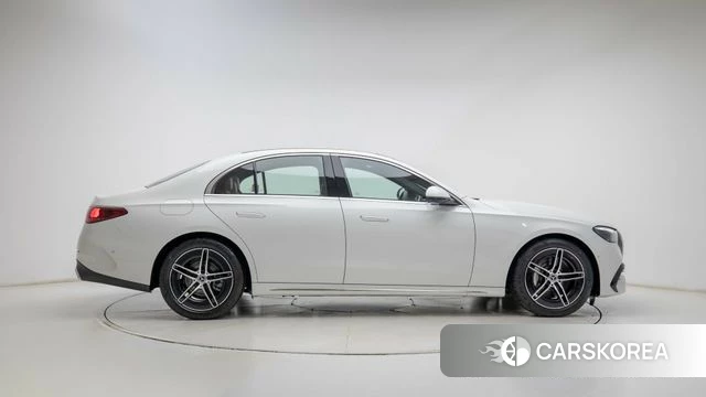 Mercedes-Benz E-Class W214 id 4870604 из Кореи 9