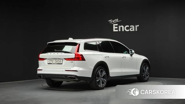 Volvo V60 Cross-Country 2nd Generation id 4304677 из Кореи 12