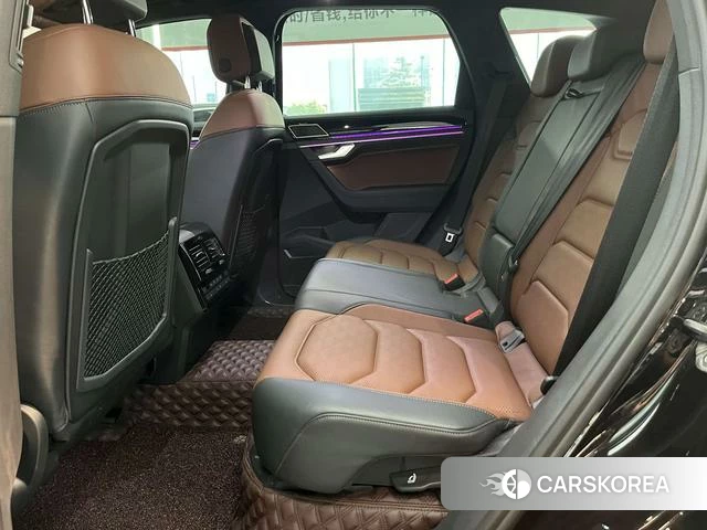 Volkswagen Touareg id 4367079 из Китая 8