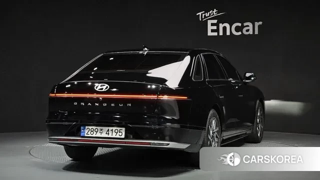 Hyundai Grandeur (GN7) id 3472490 из Кореи 12