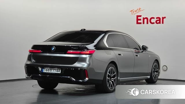 BMW 7 Series (G70) id 4665705 из Кореи 12