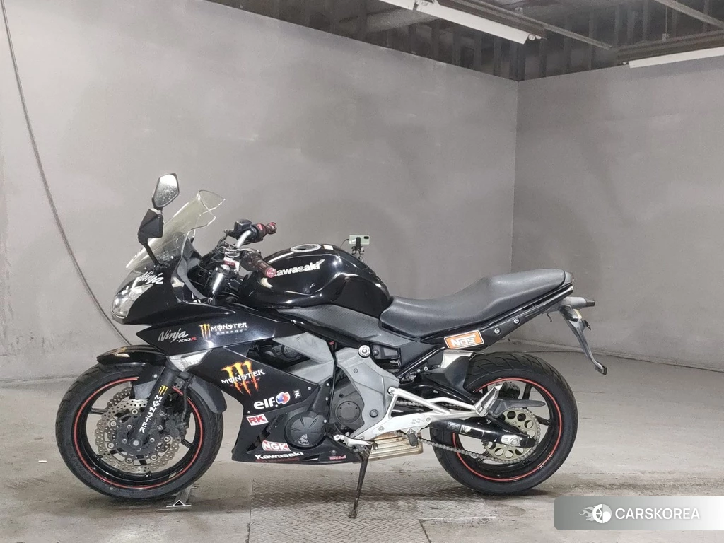 Проданный Kawasaki NINJA 400R 2010 из Японии, фото 2