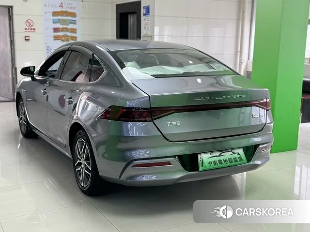 BYD Qin PLUS EV 2021 Темно-серый из Китая, фото 3