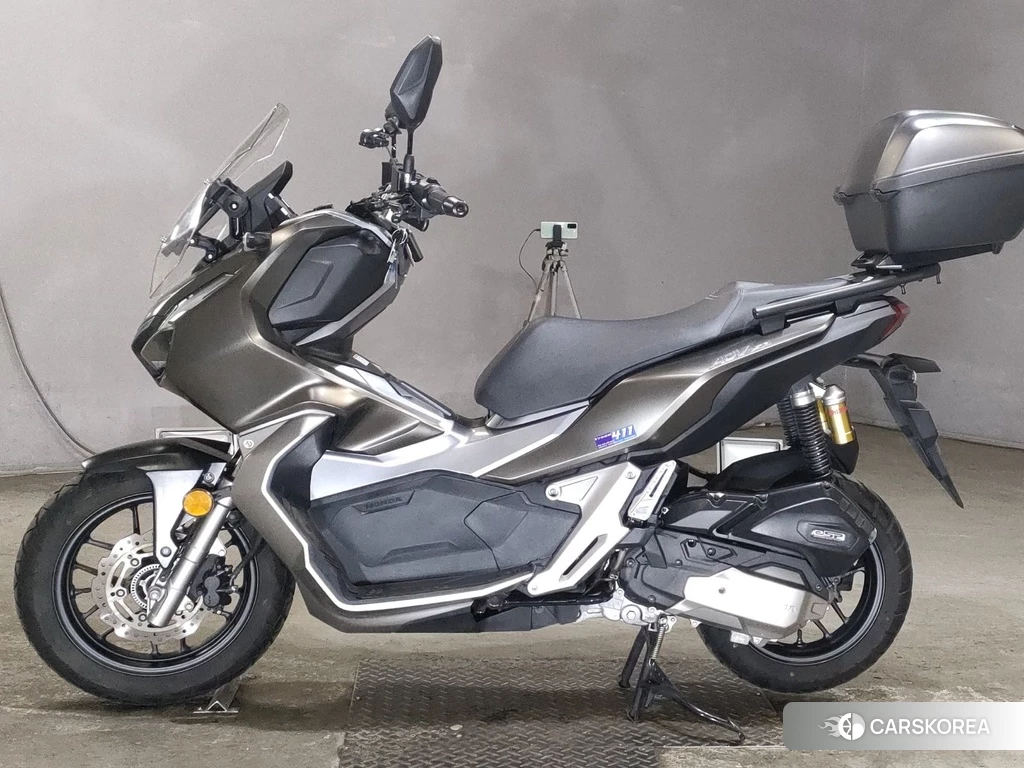 Проданный Honda ADV150 2019 из Японии