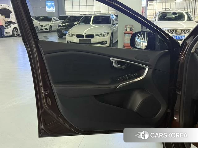 Volvo V40 id 4239002 из Китая 12
