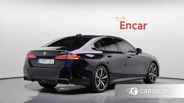 BMW 5 Series (G60) id 4748811 из Кореи 12