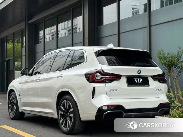BMW iX3 2024 Белый из Китая, фото 2