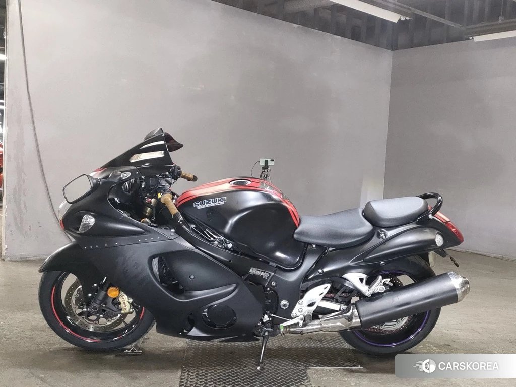 Проданный Suzuki GSX1300R HAYABUSA 2015 из Японии