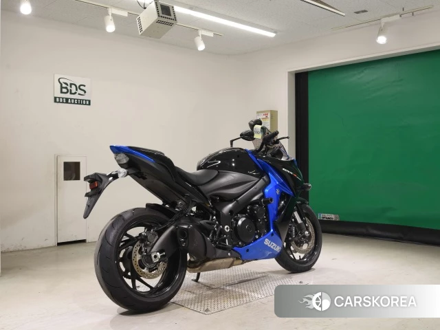 Проданный Suzuki GSX-S1000F 2020 из Японии, фото 2