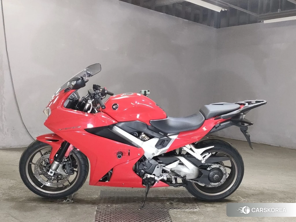 Проданный Honda VFR800F 2014 из Японии, фото 2