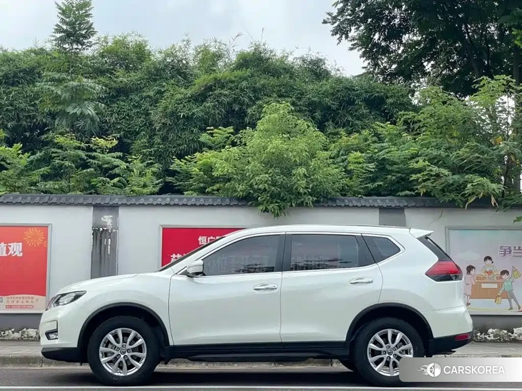 Nissan Qijun id 4654634 из Китая 11