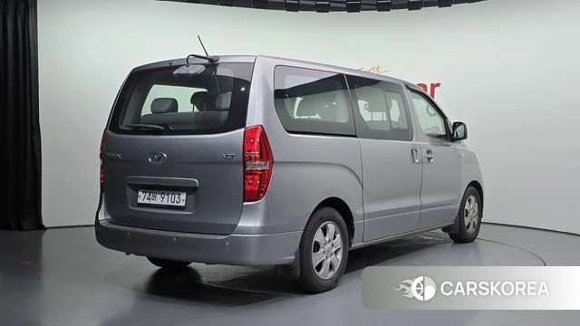 Hyundai The New Grand Starex id 4543805 из Кореи 12