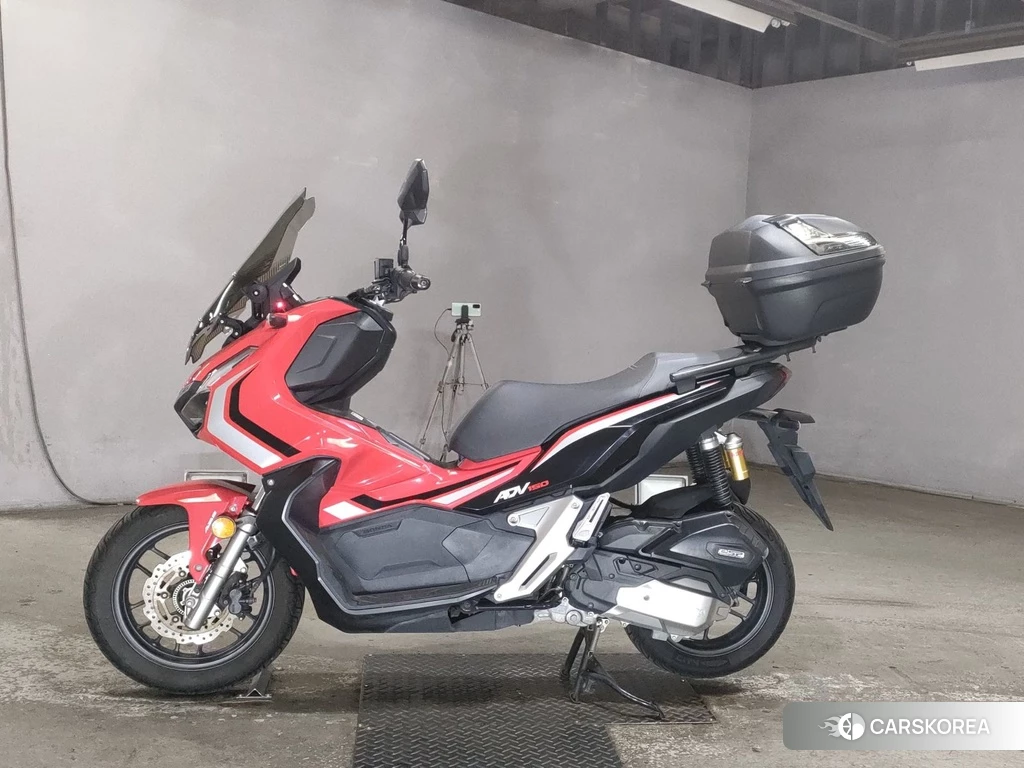 Проданный Honda ADV150 2019 из Японии, фото 2