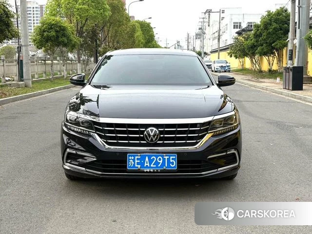 Volkswagen Passat 2021 Черный из Китая, фото 2