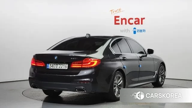 BMW 5 Series (G30) id 2891097 из Кореи 12