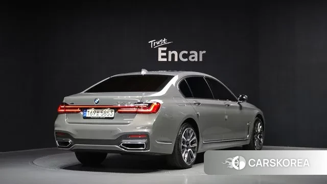 BMW 7 Series (G11) id 3394762 из Кореи 12