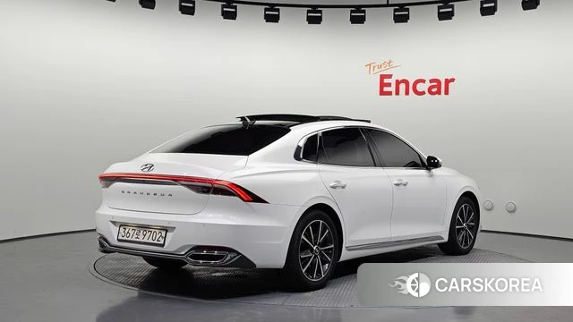 Hyundai The New Grandeur IG id 4383910 из Кореи 12