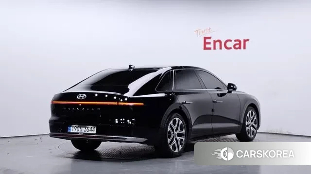 Hyundai Grandeur (GN7) id 3426596 из Кореи 12