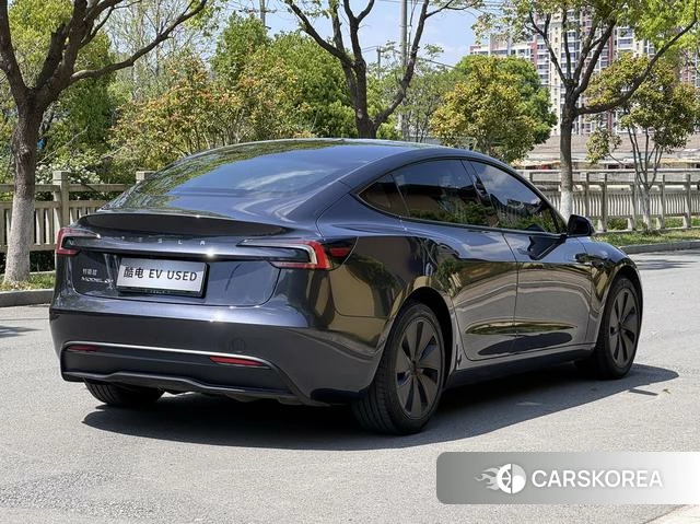 Tesla Model 3 2025 Темно-серый из Китая, фото 3