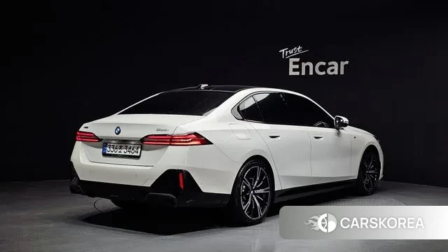 BMW 5 Series (G60) id 3415221 из Кореи 12