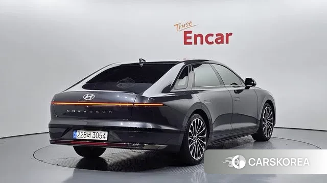 Hyundai Grandeur (GN7) id 2915242 из Кореи 12