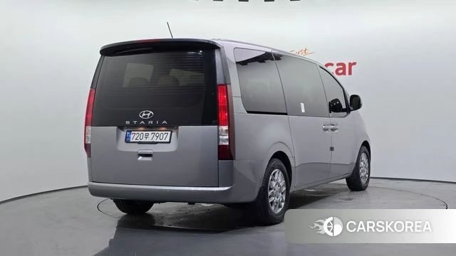 Hyundai Staria id 4315920 из Кореи 12