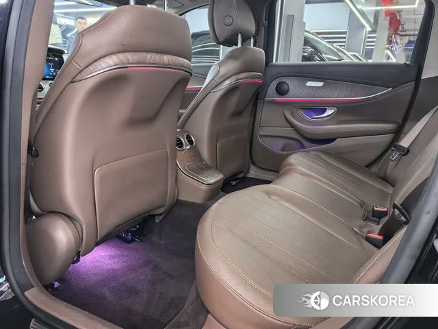Mercedes-Benz E-class id 4257594 из Китая 8