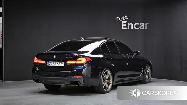 BMW 5 Series (G30) id 3813334 из Кореи 12