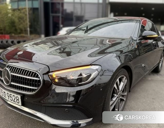 Mercedes-Benz E-Class W213 2023 Черный из Кореи, фото 2