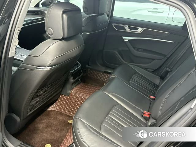 Audi A6L id 4299967 из Китая 8