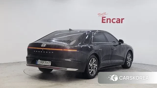 Hyundai Grandeur (GN7) id 3590632 из Кореи 12