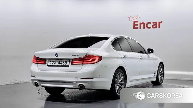 BMW 5 Series (G30) id 3808212 из Кореи 12