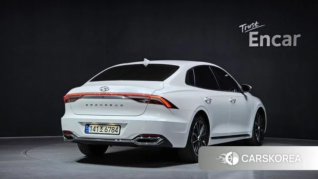 Hyundai The New Grandeur IG id 4178963 из Кореи 12