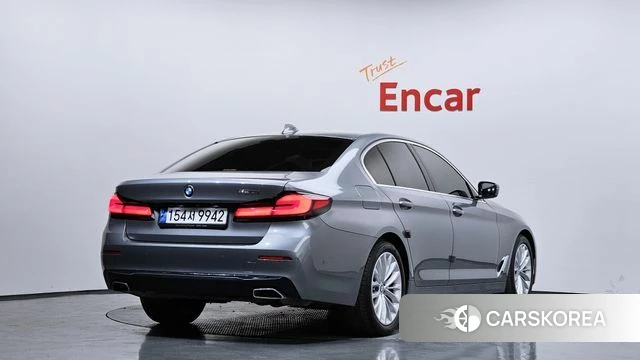 BMW 5 Series (G30) id 3922596 из Кореи 12
