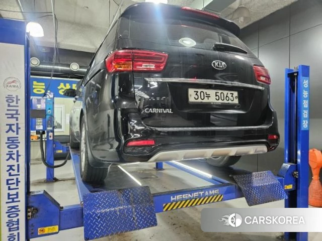 Kia The New Carnival 2018 Черный из Кореи, фото 2