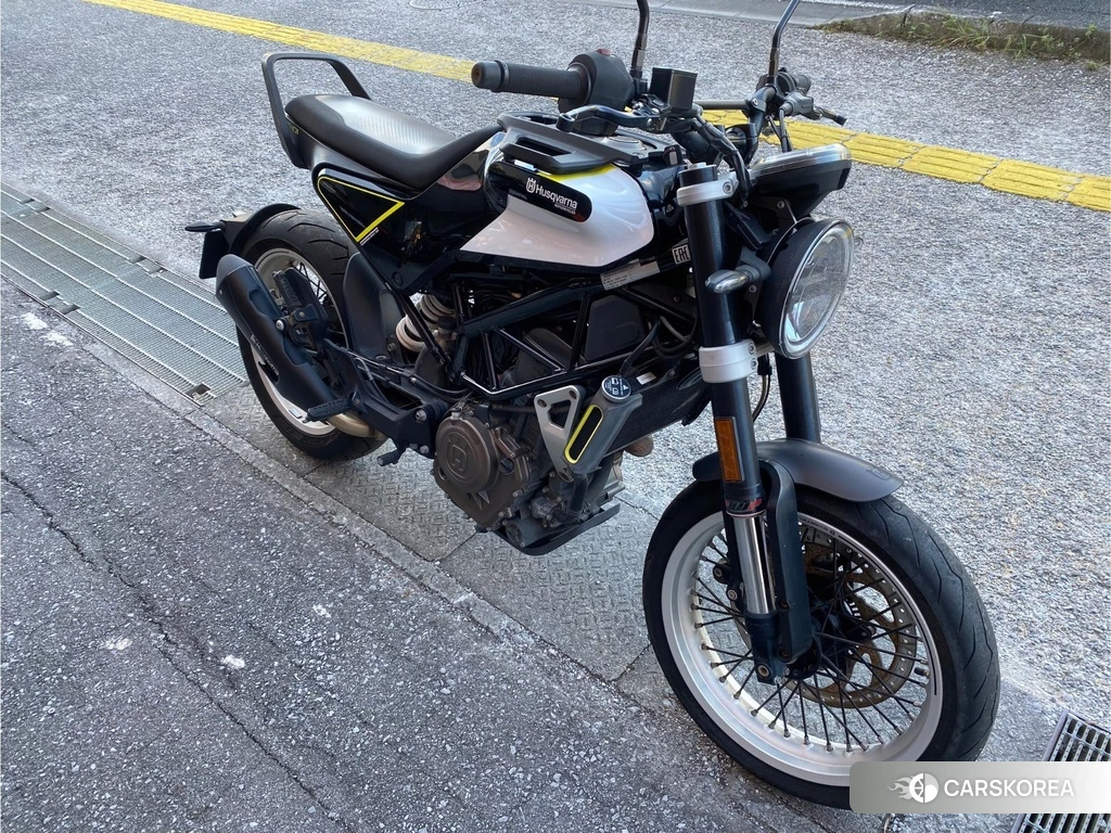Проданный Husqvarna VITPILEN 401 2018 из Японии