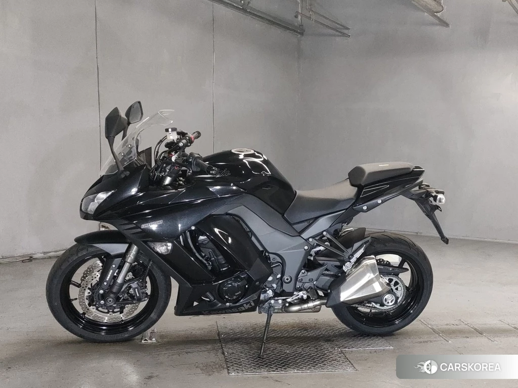 Проданный Kawasaki NINJA 1000 2015 из Японии