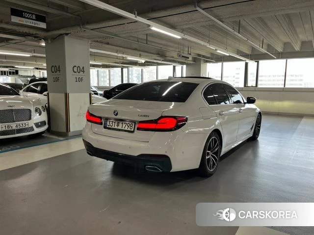 BMW 5 Series (G30) id 4419709 из Кореи 12