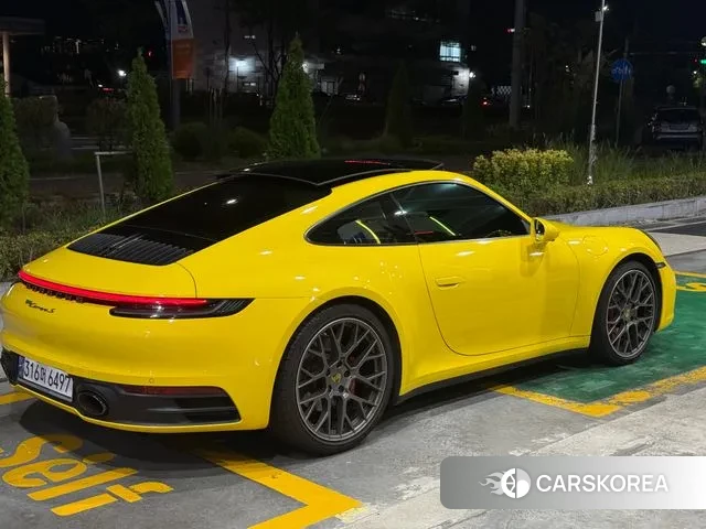 Porsche 911(992) 2020 Желтый из Кореи, фото 2